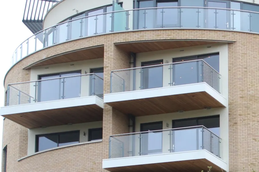 white-fascias-on-concrete-balconies