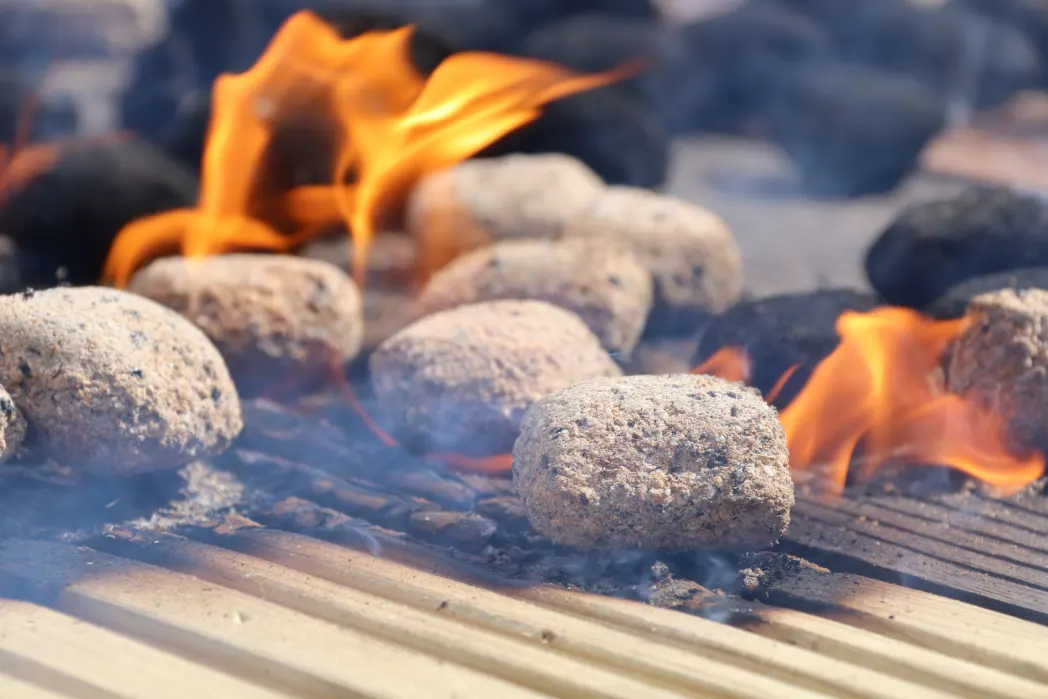 Balcony-Decking-Fire_89674bd2d Balcony-Decking-Fire_89674bd2d