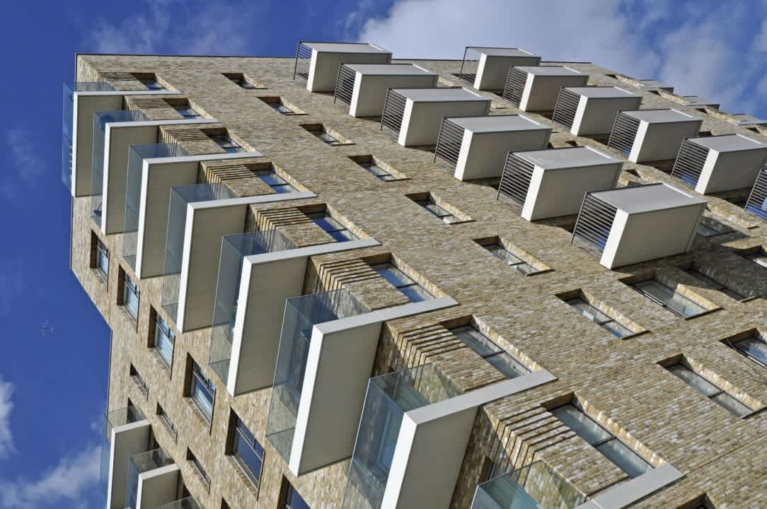 Sapphire sets the scene with innovative balconies for Greenwich Peninsula