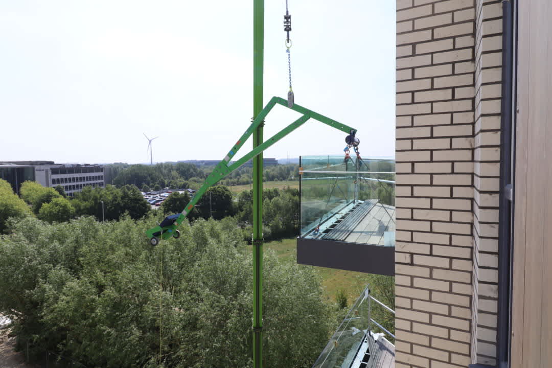 balcony equipment for safe balcony installation at height