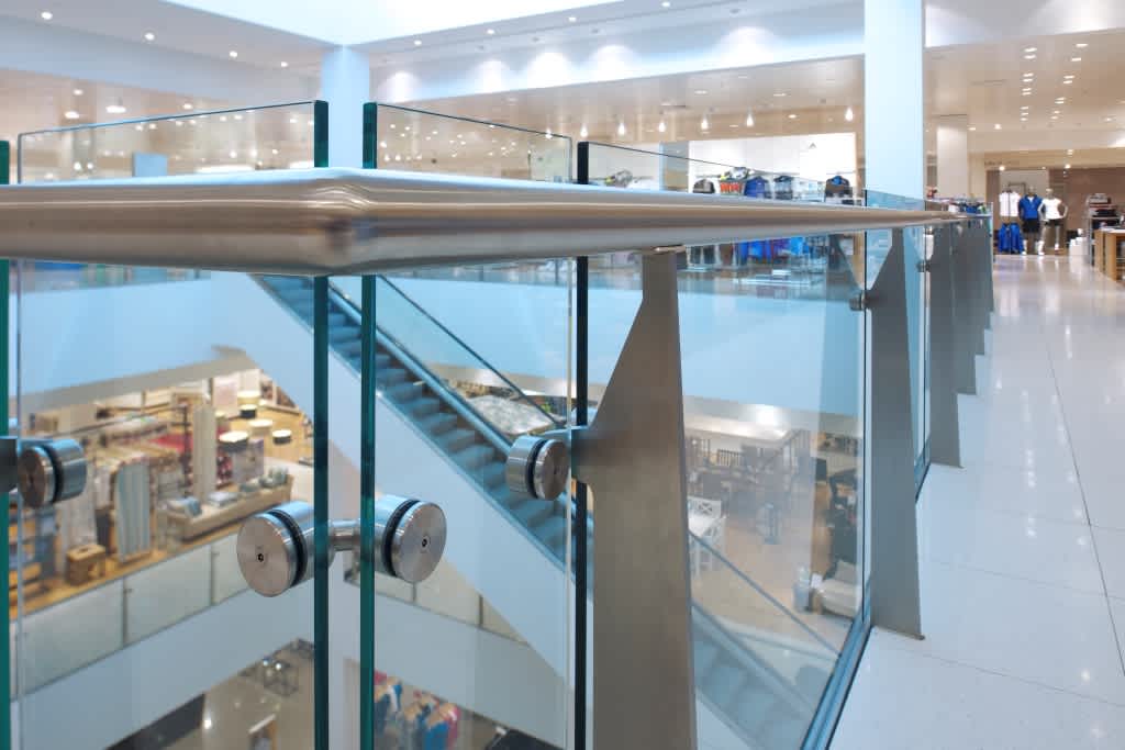 Balustrading for retail environments